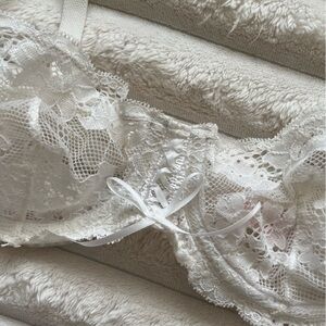 Victoria's Secret Floral Lace Balconette Bra!